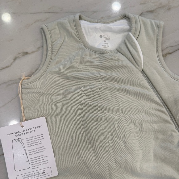 Kyte Baby Sleep Bag size M 1.0 tog NWT - Picture 2 of 4